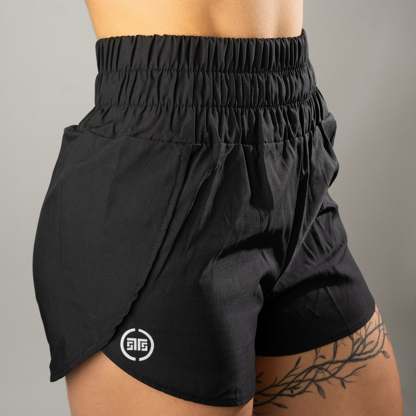SHORTS FOR HER